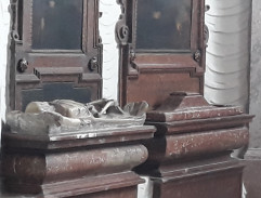 Návrat do cizí země