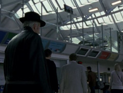 JUDr. Zahálka na letišti