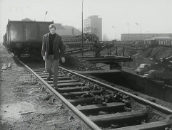 Koleje nad uhelným skladem