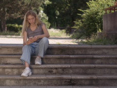 Schody boční cesty k ZŠ Pouchov