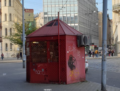 Třiatřicet stříbrných křepelek