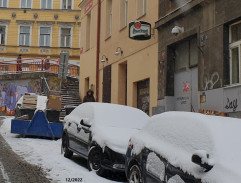 Mireček přiváží pizzu