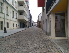 Posádka MUDr. Jandery jede do restaurace Na Konečné