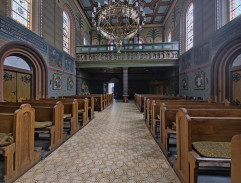 Interiér kostela Panny Marie Růžencové 2