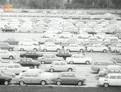 Parkoviště nových škodovek