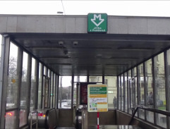 výstup z metra