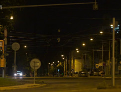 Malá s Černým v autě 2