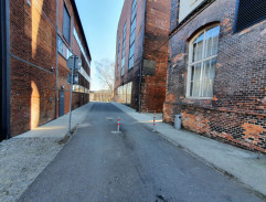 Prostranství před diskotékou