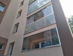 Zásahovka na balkoně