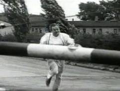 brána vojenskej leteckej základne