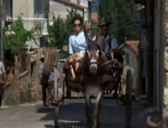 Komtesa přijíždí