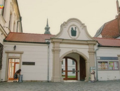 Vstup do kláštera