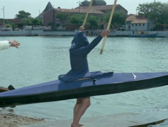 Tonoucí se stébla chytá