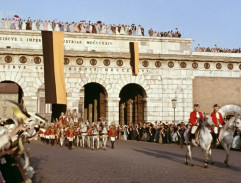 Sissi na cestě na svatbu