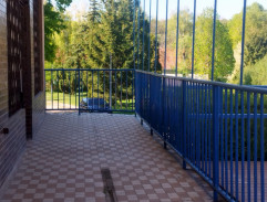 Před samoobsluhou