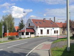 Dva muži hlásí příchod