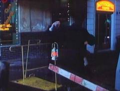 Ještě větší blbec, než jsme doufali