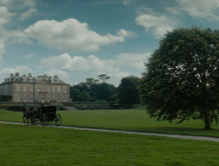 Alenka s matkou přijíždějí na slavnost