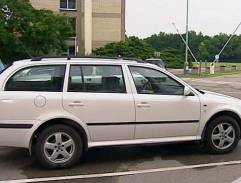 parkovisko pred nemocnicou