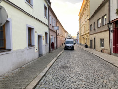 Před pracovní agenturou