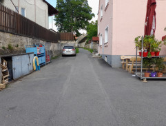 Příjezd k hospodě v Záhoří