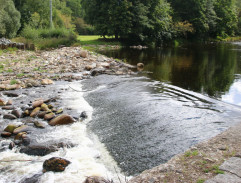 5. Mrtví do hospody nechodí