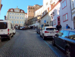 smútočný sprievod