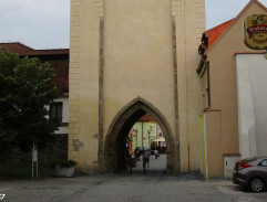 Před mexickou restaurací