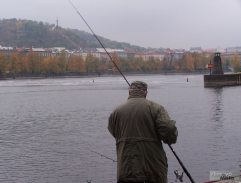 Restaurace na nábřeží