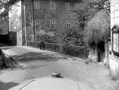 Náklaďák jede městem II