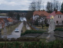 Křížová cesta ke kostelu