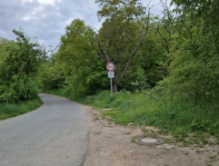 Místo činu u lesoparku