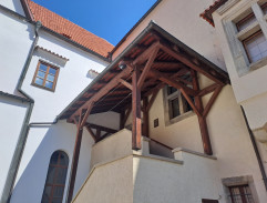 Schodiště do hradu