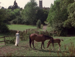 Lizzy Bennettová se vrací z procházky