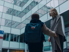 Elena a Sam u očního