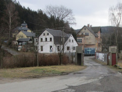 Příjezd k hospodě