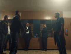 Honzyn za mřížemi