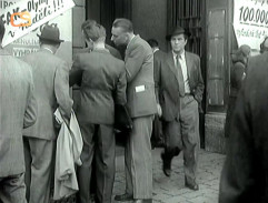 Před sázkovou kanceláří