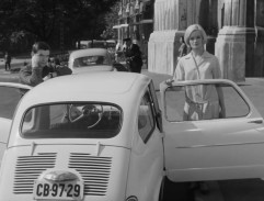 Neděle ve všední den