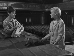 Neděle ve všední den