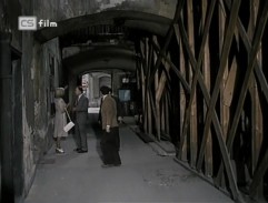 Kdo přichází před půlnocí