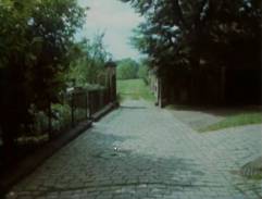 Výjezd z klášterní zahrady do areálu kláštera