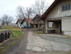 Ulička ke sklípkům