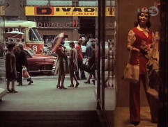 V každém pokoji žena