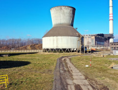 Mezi chladícími věžemi