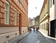 Eliška s Tomáškem potkávají Šimona