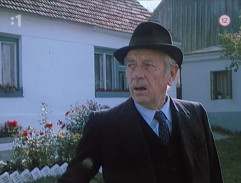 Starý Nádaský před svým domem