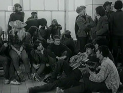 "Bezbožná" mládež na stanici