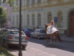 Na ulici před poliklinikou