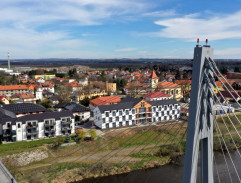 Lanoví
